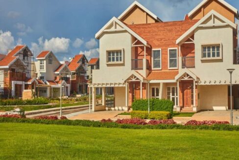 Luxury 3 and 4BHK villas on Hennur Road