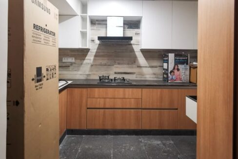 4BHK flat for sale in Cunningham Road