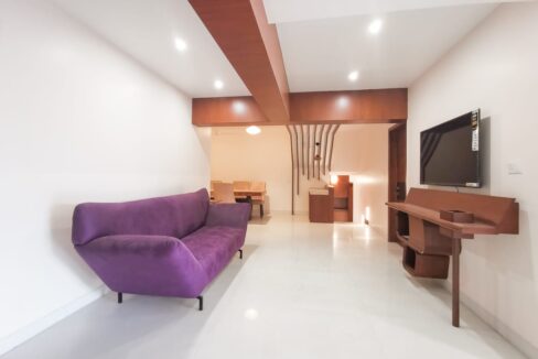4BHK flat for sale in Cunningham Road