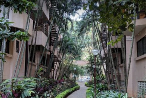 4BHK flat for sale in Cunningham Road