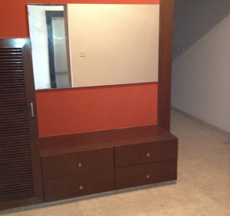 9055E7D8-FF06-4475-B2A6-913A08EE175D_1_105_c