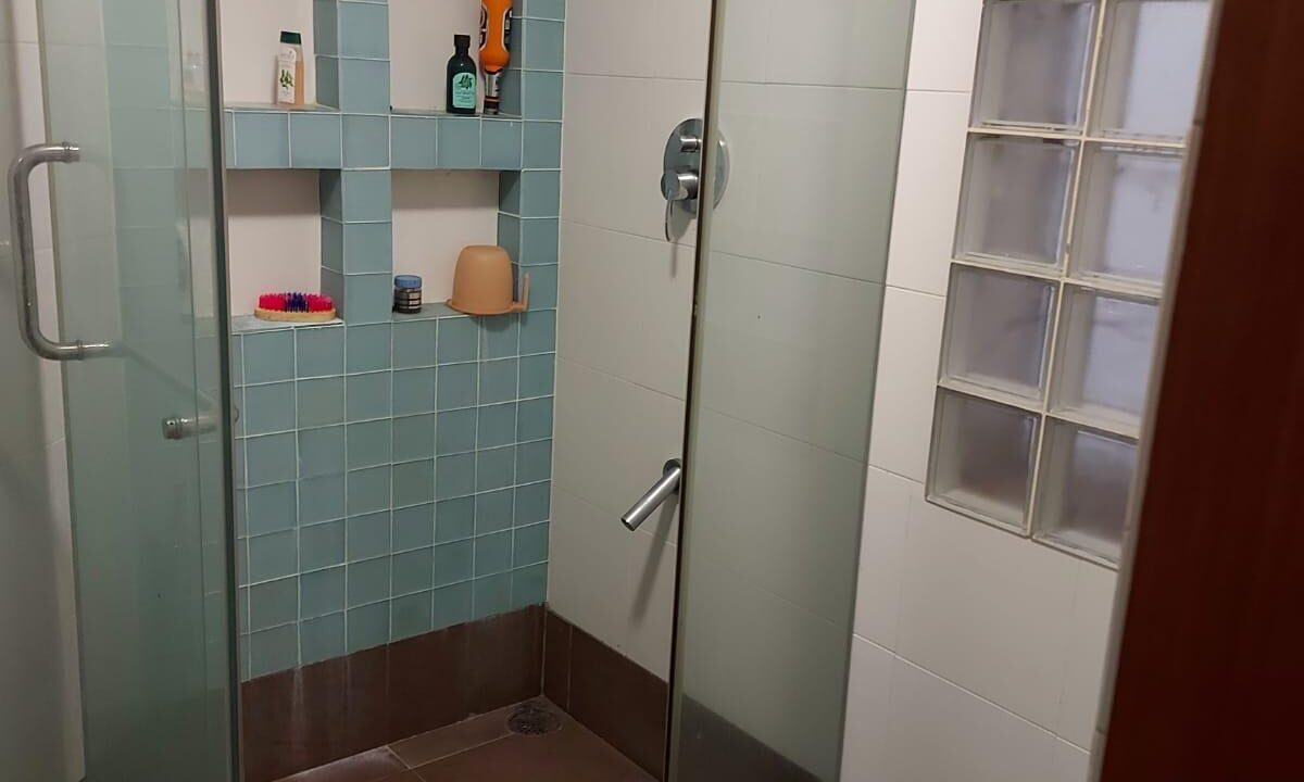 321799858O-1633364241617