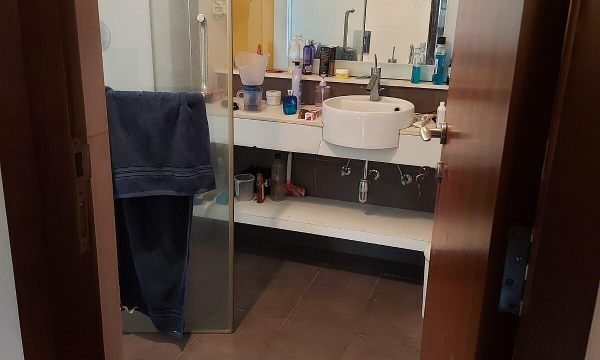 321799864O-1633364241618