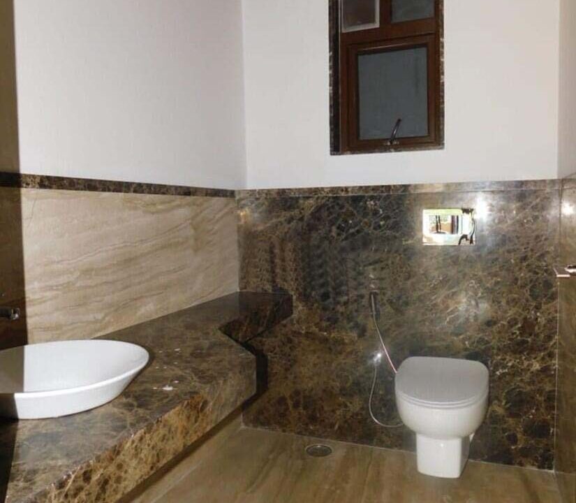 370040038O-1657129164562