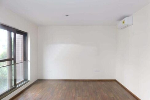 370040064O-1657129164548