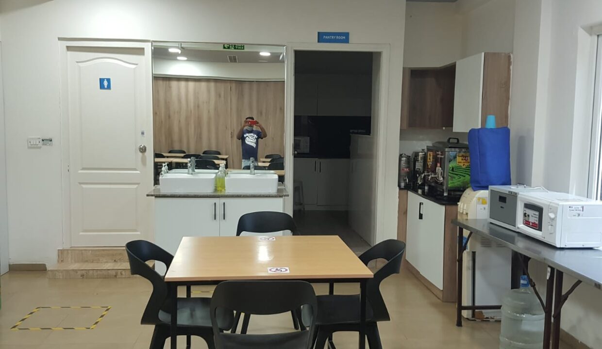 ca537940-00b9-4e2e-b6cf-98555acee925 (1)