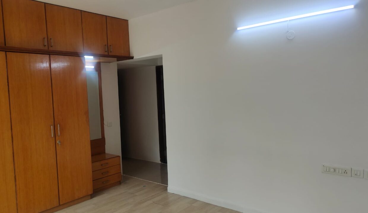 2565f8d6-2b34-48c1-8ddb-bb7e3d5457a0