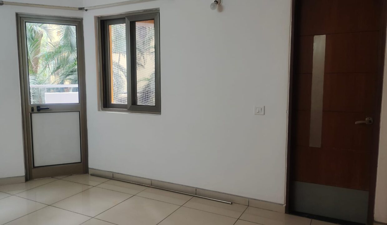 71adc720-8fc6-4823-ba4f-a633a2ef0e48