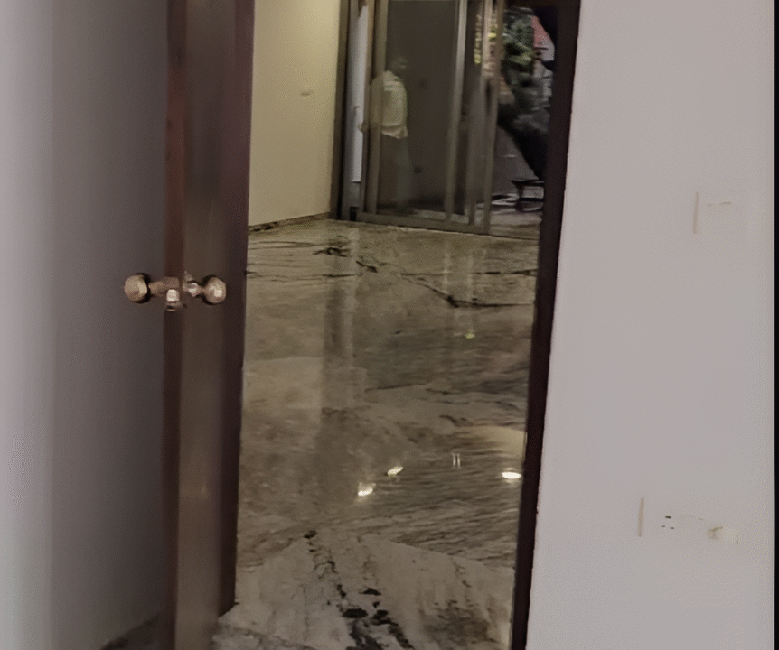 RS12-Picsart-AiImageEnhancer