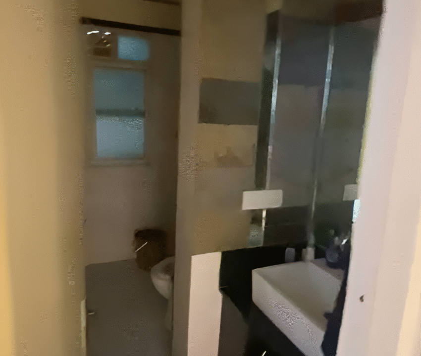 WC9-Picsart-AiImageEnhancer