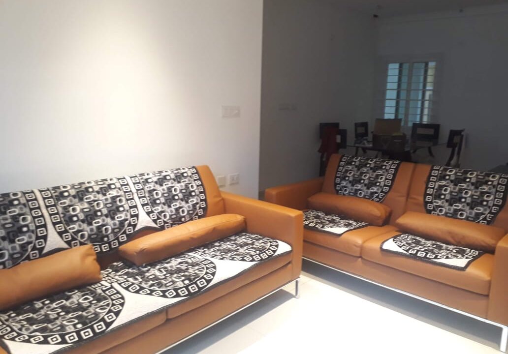 WhatsApp Image 2025-12-12 at 15.53.39 (1)