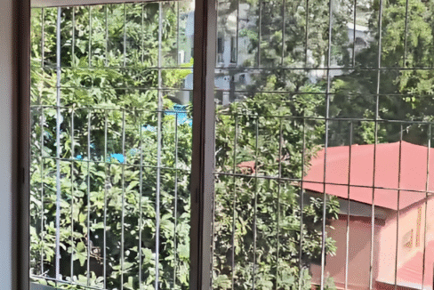 rs16-Picsart-AiImageEnhancer